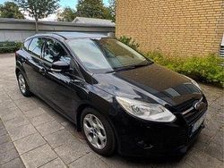 Svart Begagnad 2011 Ford Focus Halvkombi | 47 000 kr (Marknadspris)
