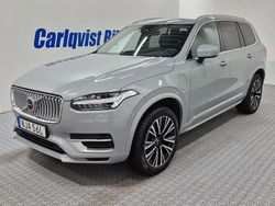 Grå (vapour grey metallic) Begagnad 2024 Volvo XC90 Plus SUV | 695 000 kr (Bra pris)