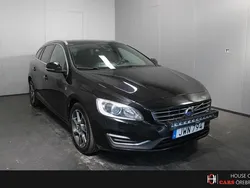 Svart Begagnad 2016 Volvo V60 Ocean Race Kombi | 99 900 kr (Marknadspris)