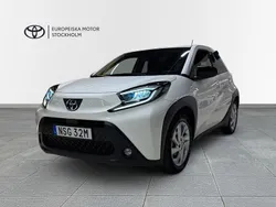 Vit Begagnad 2023 Toyota Aygo Comfort Halvkombi | 214 900 kr (Lite dyr)