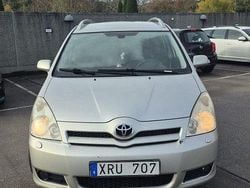 Silver Begagnad 2006 Toyota Corolla Verso Minibuss | 47 000 kr (Marknadspris)