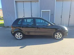 Svart Begagnad 2007 VW Polo Comfortline Halvkombi | 16 900 kr (Marknadspris)