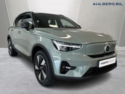 Grön Begagnad 2024 Volvo XC40 Plus SUV | 439 500 kr (Superpris)