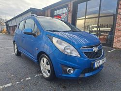 Blå Begagnad 2010 Chevrolet Spark Halvkombi | 19 900 kr (Marknadspris)