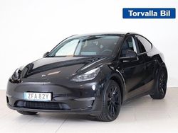 Svart Begagnad 2022 Tesla Model Y Long Range AWD SUV | 368 900 kr (Marknadspris)