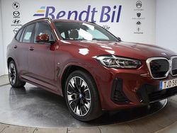 Röd Begagnad 2022 BMW iX3 M Sport SUV | 369 500 kr (Marknadspris)