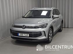 Silver Begagnad 2025 VW Tiguan Life SUV | 379 900 kr (Marknadspris)
