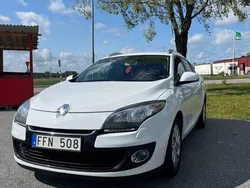 Vit Begagnad 2013 Renault Mégane GrandTour Kombi | 40 000 kr (Marknadspris)