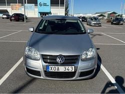 Silver Begagnad 2006 VW Jetta Comfortline Sedan | 27 000 kr (Bra pris)