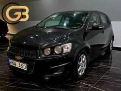 Svart Begagnad 2014 Chevrolet Aveo Halvkombi | 49 900 kr (Dyr)
