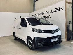 Vit Begagnad 2016 Toyota Proace Van | 139 900 kr (Marknadspris)