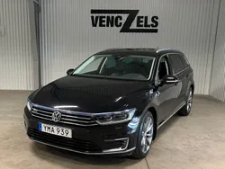 Svart Begagnad 2018 VW Passat GTE Kombi | 189 000 kr (Bra pris)