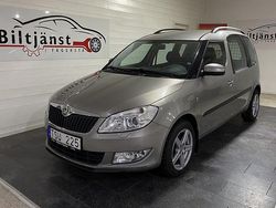 Ljusbrun Begagnad 2011 Skoda Roomster Minibuss | 49 900 kr (Marknadspris)