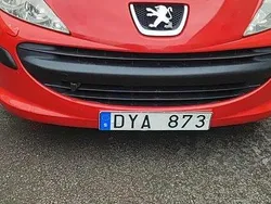 Röd Begagnad 2008 Peugeot 207 Halvkombi | 24 000 kr (Bra pris)