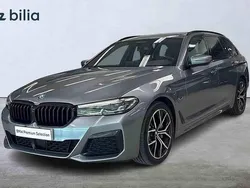 Blå Begagnad 2022 BMW 530e Kombi | 399 900 kr