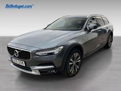 Grå Begagnad 2020 Volvo V90 CC Kombi | 349 900 kr (Marknadspris)