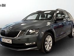 Grå Begagnad 2020 Skoda Octavia Kombi | 179 900 kr (Marknadspris)