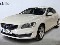 Vit Begagnad 2017 Volvo S60 Sedan | 174 000 kr