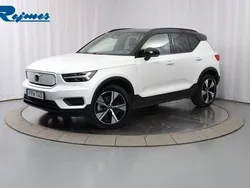 Vit (crystal vit metallic) Begagnad 2022 Volvo XC40 Core SUV | 339 900 kr