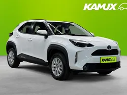 Vit Begagnad 2024 Toyota Yaris Cross SUV | 257 800 kr (Bra pris)
