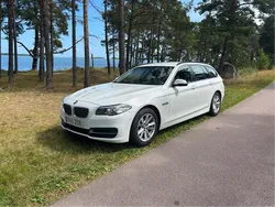 Vit Begagnad 2017 BMW 520 Kombi | 125 000 kr (Bra pris)