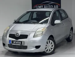 Silver Begagnad 2006 Toyota Yaris Halvkombi | 64 900 kr (Marknadspris)