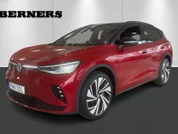 Mörkröd (röd) Begagnad 2023 VW ID.4 GTX SUV | 459 900 kr (Marknadspris)
