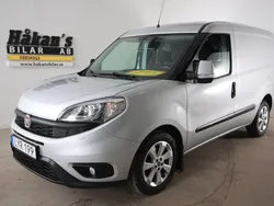 Grå Begagnad 2016 Fiat Doblò Minibuss | 74 500 kr (Lite dyr)