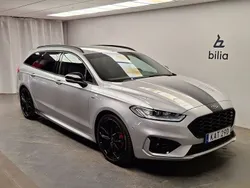 Grå Begagnad 2021 Ford Mondeo Kombi | 219 000 kr (Marknadspris)
