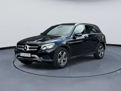 Svart Begagnad 2018 Mercedes GLC220 AMG SUV | 209 900 kr (Marknadspris)