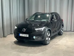 Svart Begagnad 2024 Volvo EX40 Performance SUV | 559 000 kr (Marknadspris)