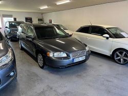 Grå Begagnad 2006 Volvo V70 Business Edition Kombi | 33 900 kr (Marknadspris)