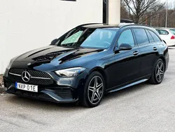 Svart Begagnad 2022 Mercedes C300e AMG Kombi | 439 900 kr (Marknadspris)