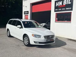 Vit Begagnad 2013 Volvo V70 Kinetic Kombi | 99 900 kr (Marknadspris)