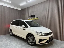 Vit Begagnad 2018 VW Touran R-line Minibuss | 199 900 kr (Marknadspris)