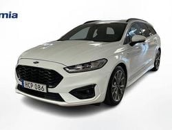 Vit Begagnad 2022 Ford Mondeo Business Edition Kombi | 194 000 kr (Marknadspris)
