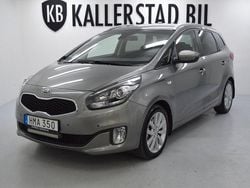 Grå Begagnad 2016 Kia Carens 2 Minibuss | 79 900 kr (Marknadspris)
