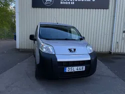 Ljusgrå (grå) Begagnad 2014 Peugeot Bipper Minibuss | 46 000 kr (Marknadspris)