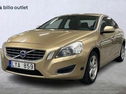 Lbrun Begagnad 2011 Volvo S60 Momentum Sedan | 54 900 kr (Marknadspris)