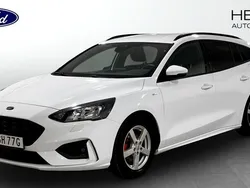 Vit (white) Begagnad 2021 Ford Focus ST-Line Kombi | 169 900 kr (Marknadspris)
