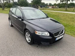 Svart Begagnad 2010 Volvo V50 Momentum Kombi | 58 000 kr (Marknadspris)