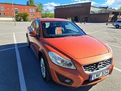 Röd Begagnad 2010 Volvo C30 Halvkombi | 38 999 kr (Bra pris)
