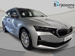 Silver Ny 2025 Skoda Octavia Selection Kombi | 370 900 kr (Marknadspris)