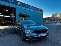 Blå Begagnad 2017 BMW 520 Sport Line Kombi | 239 900 kr (Marknadspris)