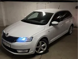 Vit Begagnad 2014 Skoda Rapid Halvkombi | 79 900 kr (Marknadspris)