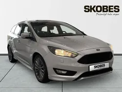Grå Begagnad 2017 Ford Focus ST-Line Kombi | 124 900 kr (Dyr)