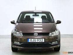 Brun Begagnad 2017 VW Polo Halvkombi | 159 900 kr (Marknadspris)