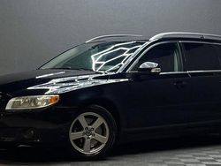 Svart Begagnad 2010 Volvo V70 Summum Kombi | 79 900 kr (Marknadspris)