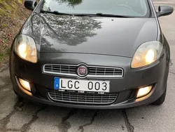 Grå Begagnad 2011 Fiat Bravo Halvkombi | 40 000 kr