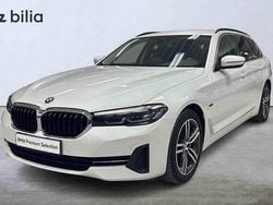 Vit Begagnad 2023 BMW 530e Kombi | 354 900 kr (Bra pris)